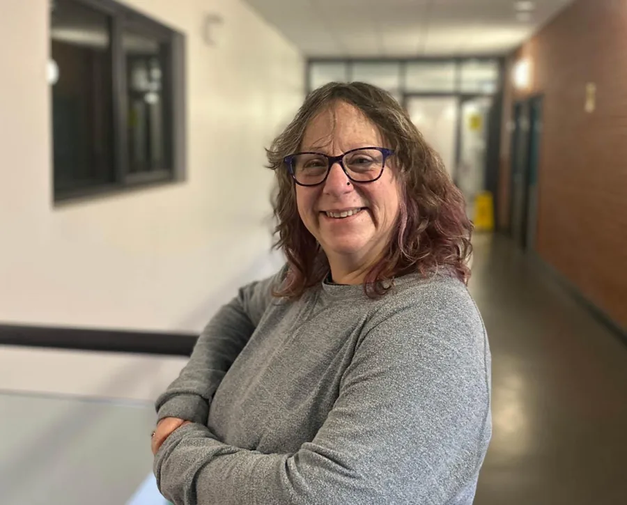 Sarah Ball Level 1 BSL headshot